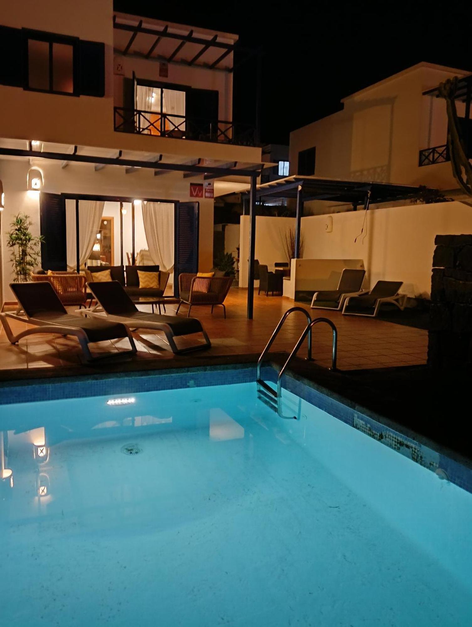 Villa Optimist Rubicon Piscina Climatizable, Frente Al Mar Playa Blanca  Exterior photo